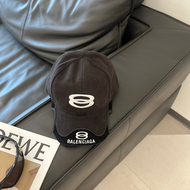 Fashion Embroidery Cut Out Baseball Caps