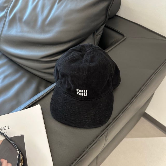 Soft Top Fashion Unisex Baseball Caps