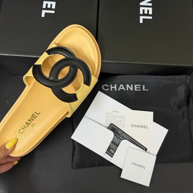 Fashion Hollow Out Beach Flat Slides