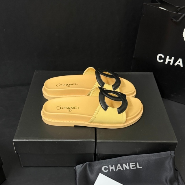 Fashion Hollow Out Beach Flat Slides