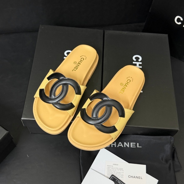 Fashion Hollow Out Beach Flat Slides
