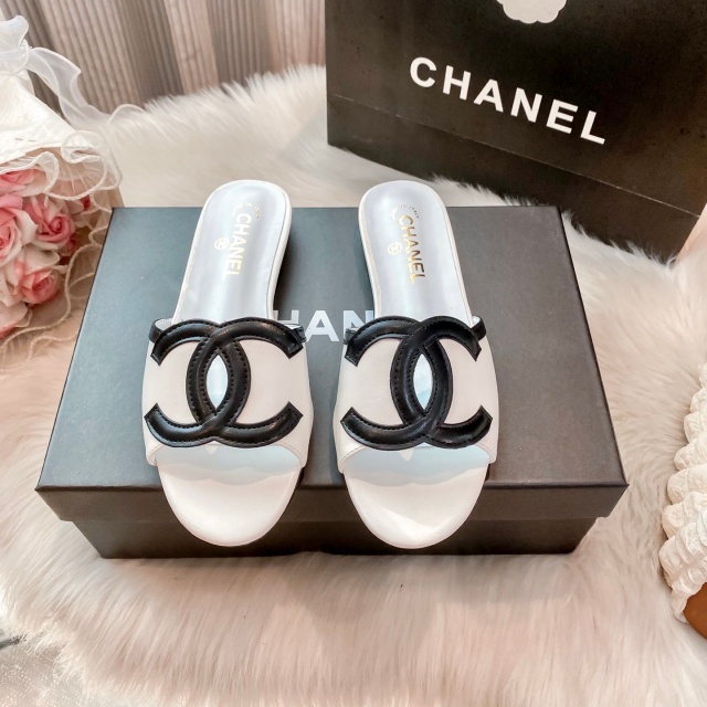 Fashion Logo Women Casual Slides