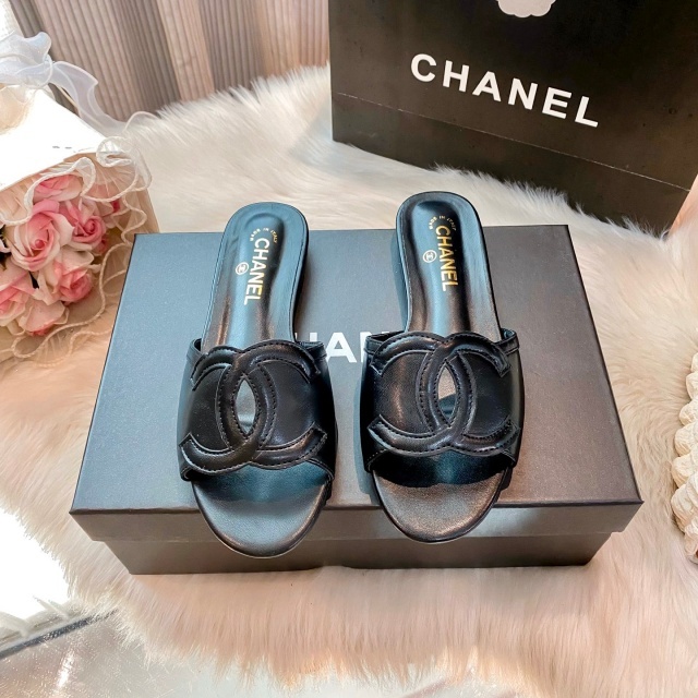 Fashion Logo Women Casual Slides