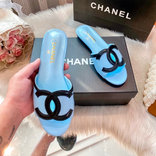 Fashion Logo Women Casual Slides