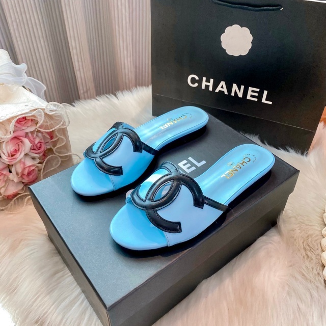 Fashion Logo Women Casual Slides