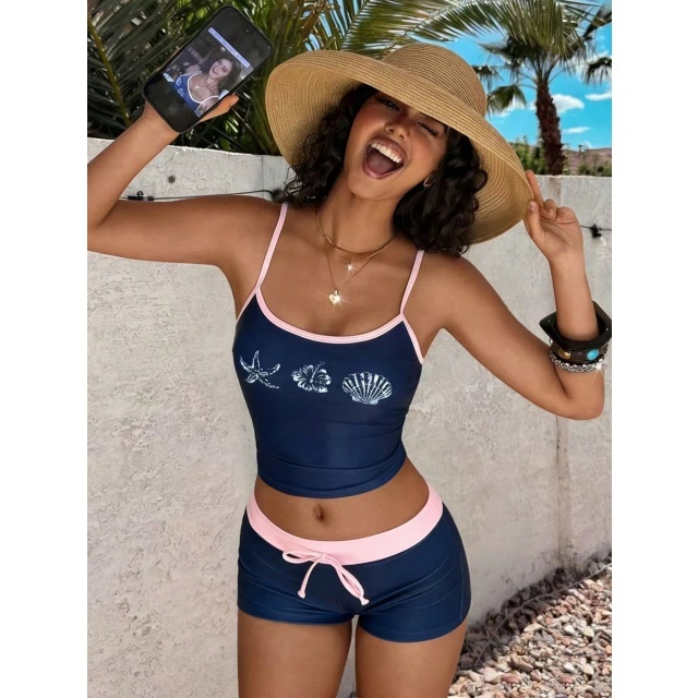 Contrast Color Cami Top Slim Fitted Short Set