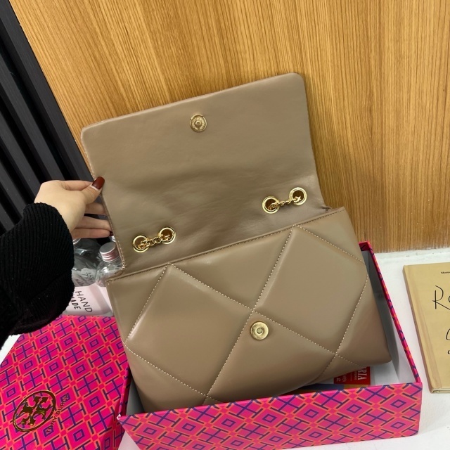 Metal Logo Leather Luxury Women Purses
