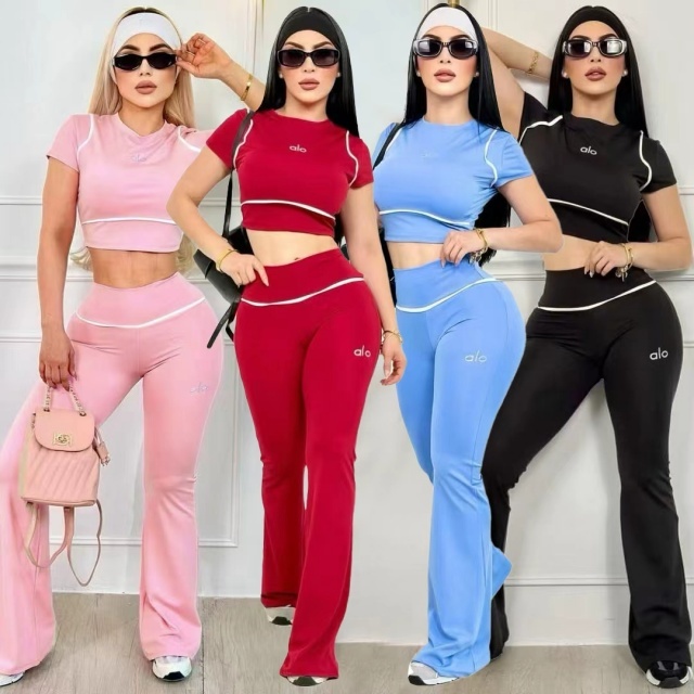 Fashion Embroidery Short Sleeve Women Tracksuit
