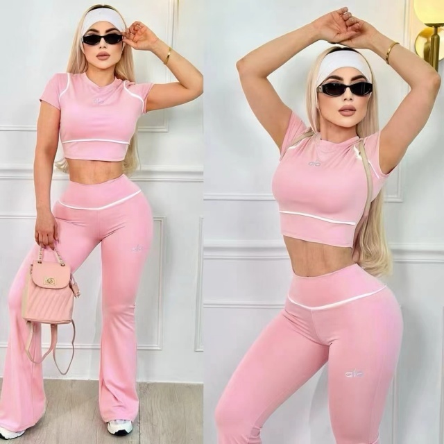 Fashion Embroidery Short Sleeve Women Tracksuit