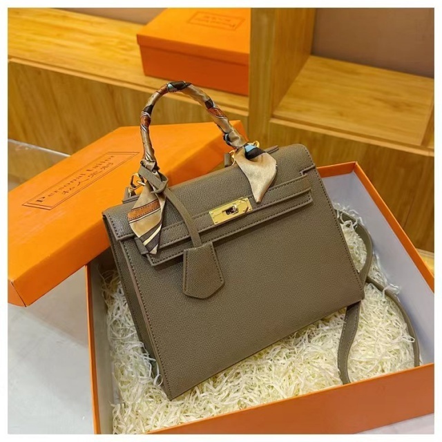 Leather Fashion Chic Crossbody Handbags