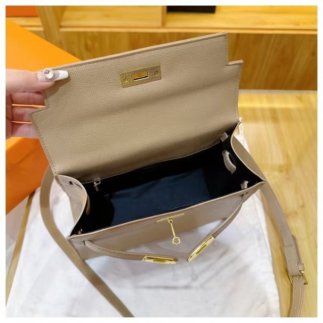 Leather Fashion Chic Crossbody Handbags