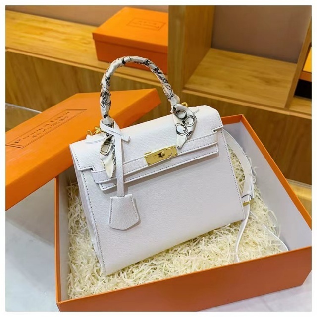 Leather Fashion Chic Crossbody Handbags