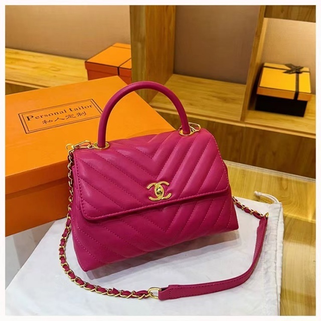 Metal Logo Leather Luxury Messenger Bags