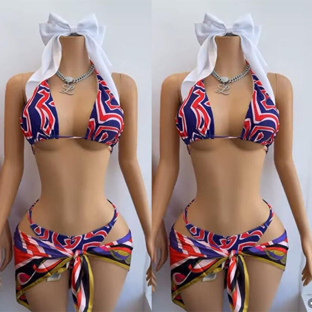 Contrast Color Printed Bikinis Set with Scarf