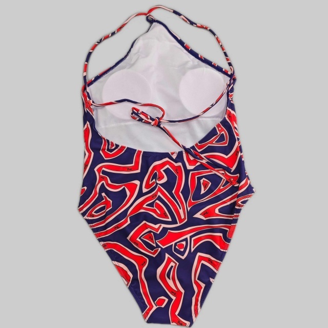 Colorblock Halter Neck One Piece Swimwear Scarf Set