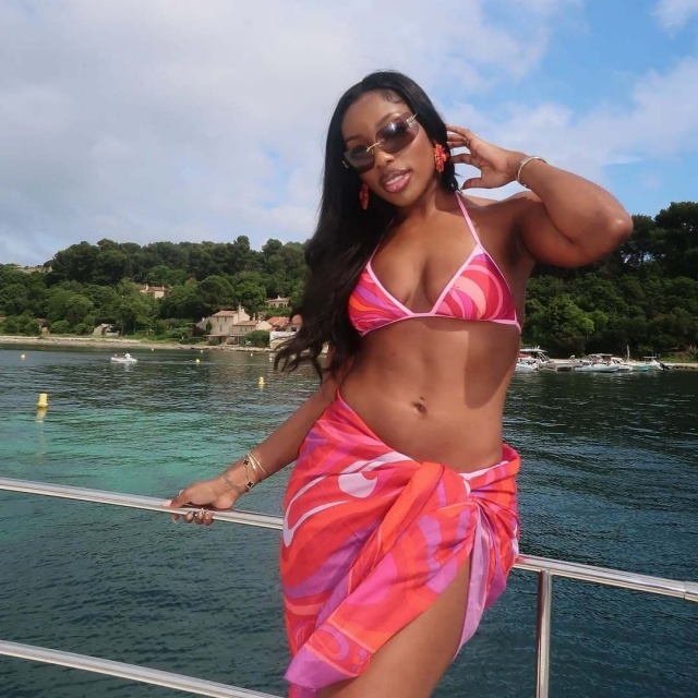 Contrast Color Printed Bikinis Scarf Set