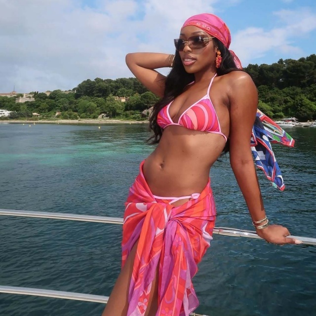 Contrast Color Printed Bikinis Scarf Set