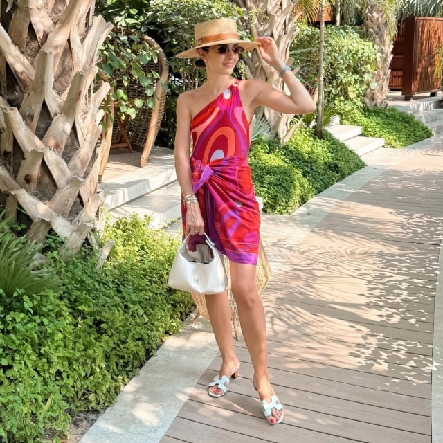 Red Printed Fashion Single Shoulder Swimsuit Scarf Set