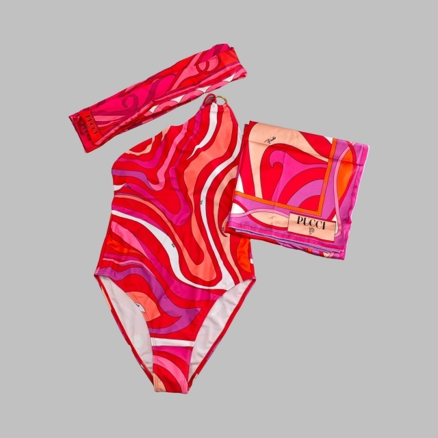 Red Printed Fashion Single Shoulder Swimsuit Scarf Set