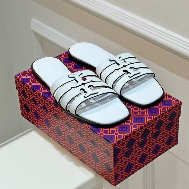 Fashion Women Hollow Out Flat Slides
