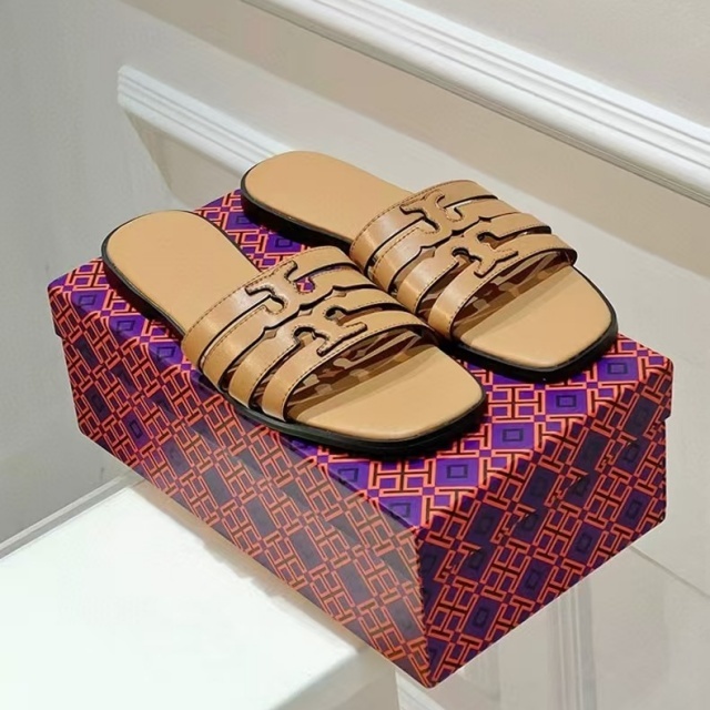 Fashion Women Hollow Out Flat Slides
