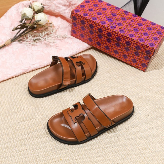 Hollow Out Beach Flat Slides