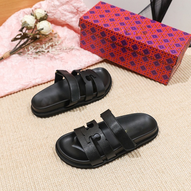 Hollow Out Beach Flat Slides