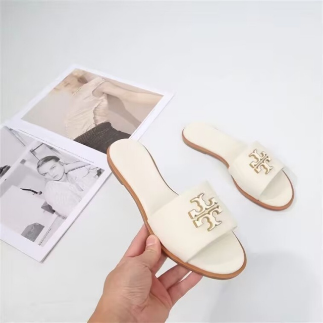 Metal Logo Fashion Women Flat Sandals