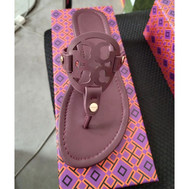 Women Beach Fashion Hollow Out Flip-Flops