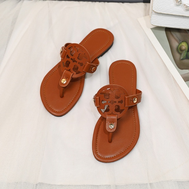 Women Beach Fashion Hollow Out Flip-Flops