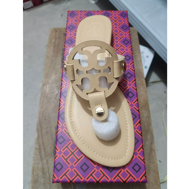 Women Beach Fashion Hollow Out Flip-Flops