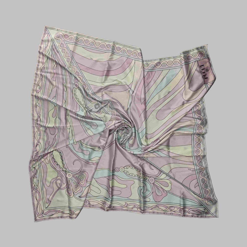 Pink Fashion Printed Bikinis Swimsuit Set with Scarf