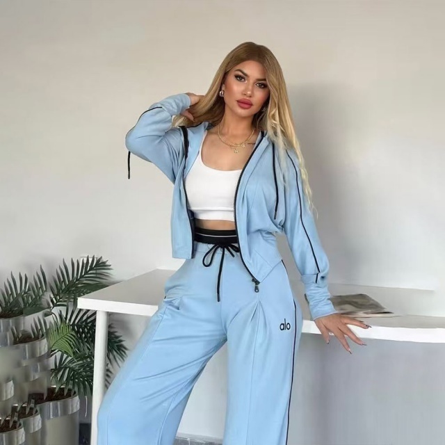 Fashion Embroidery Hooded Jacket Top Jogging Pants Set