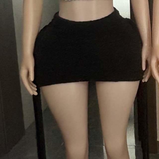 Tassel Fuzzy Mini Tight Skirt