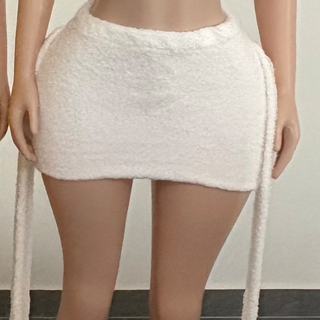 Tassel Fuzzy Mini Tight Skirt