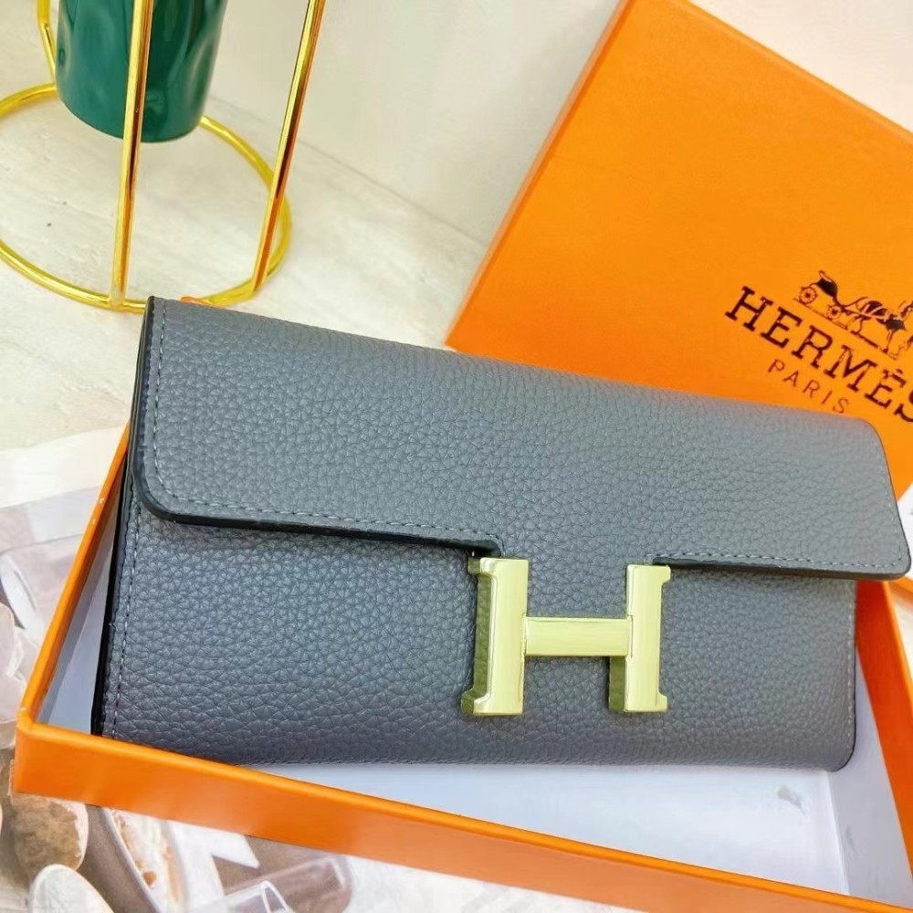 Fashion Metal Logo Leather Wallets