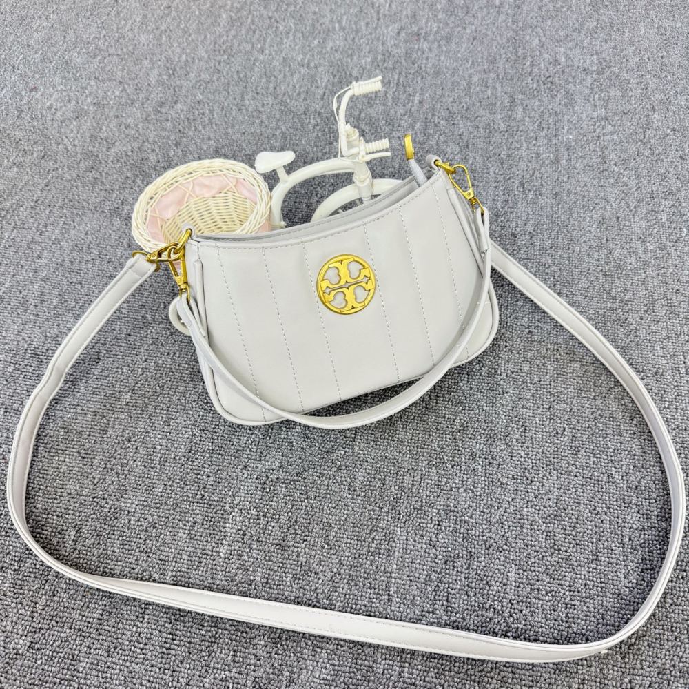 Metal Logo Luxury Women Leather Messenger Bags
