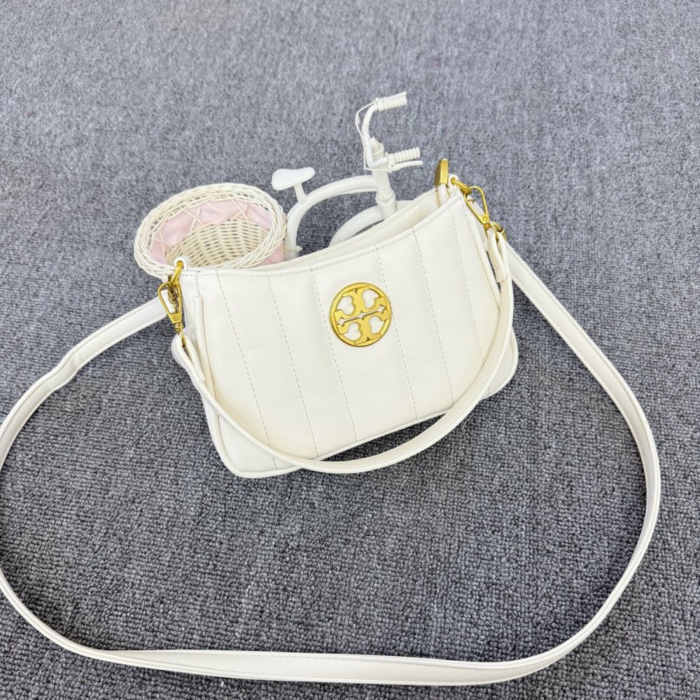 Metal Logo Luxury Women Leather Messenger Bags