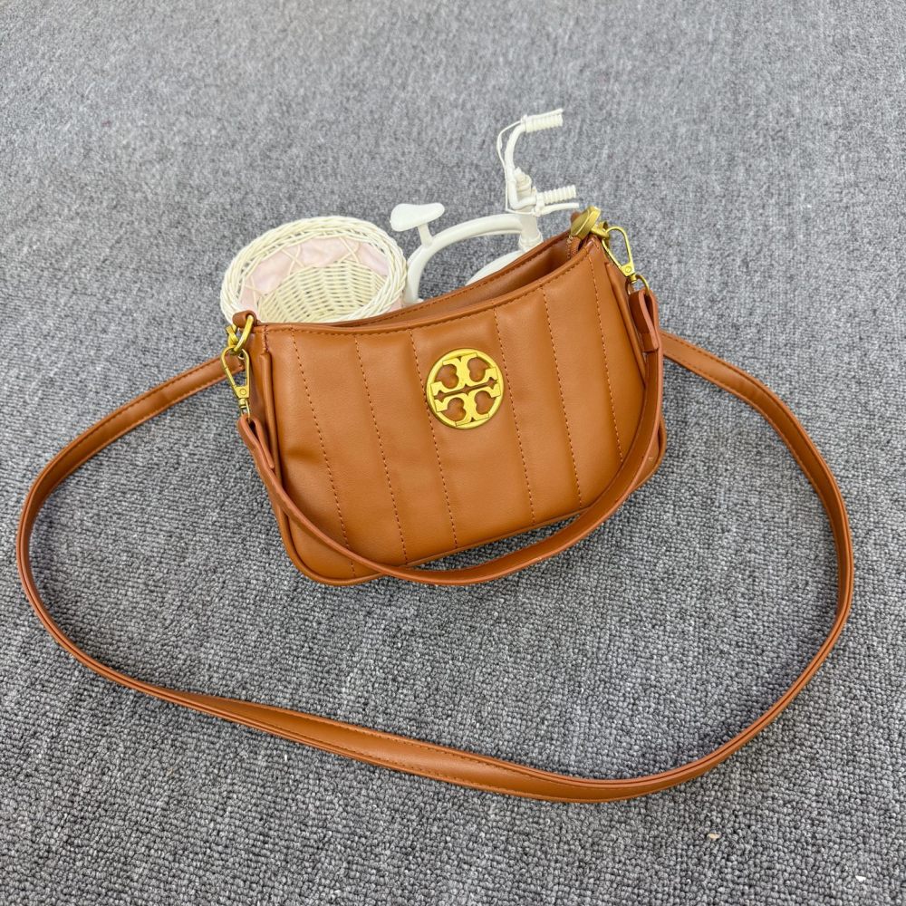 Metal Logo Luxury Women Leather Messenger Bags