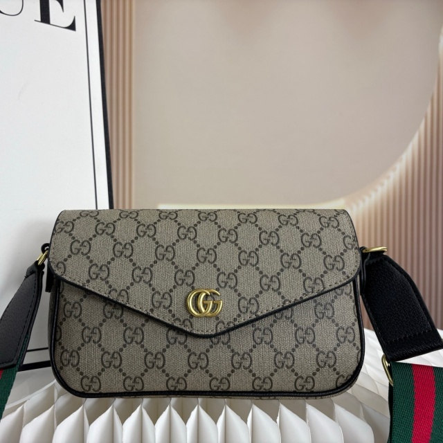 Metal Logo Women Fashion Messenger Bags
