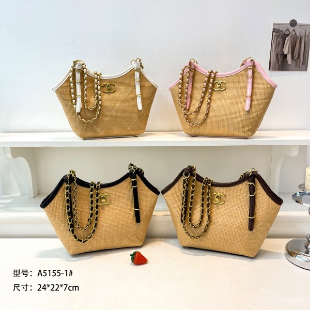 Fashion Metal Logo Chic Women Handbags