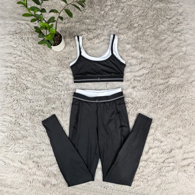 Fashion Embroidery High Waist Yoga Tracksuit Set