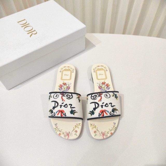 Fashion Embroidery Women Flat Slides