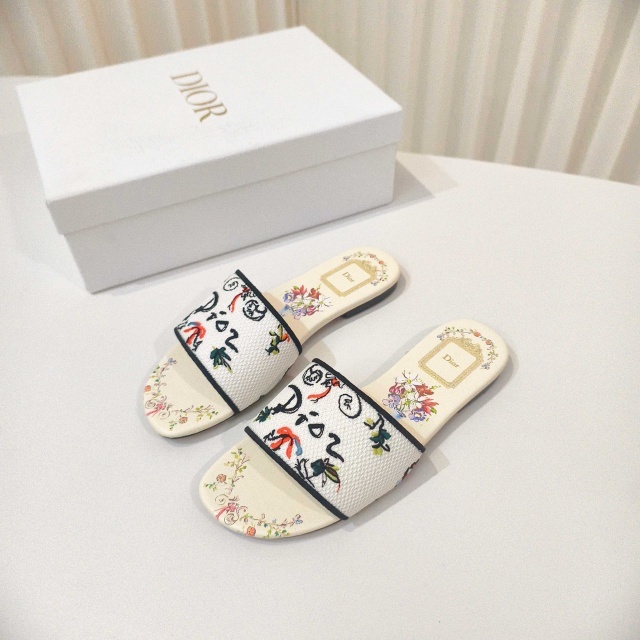 Fashion Embroidery Women Flat Slides