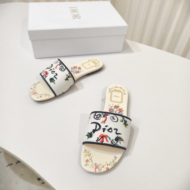 Fashion Embroidery Women Flat Slides
