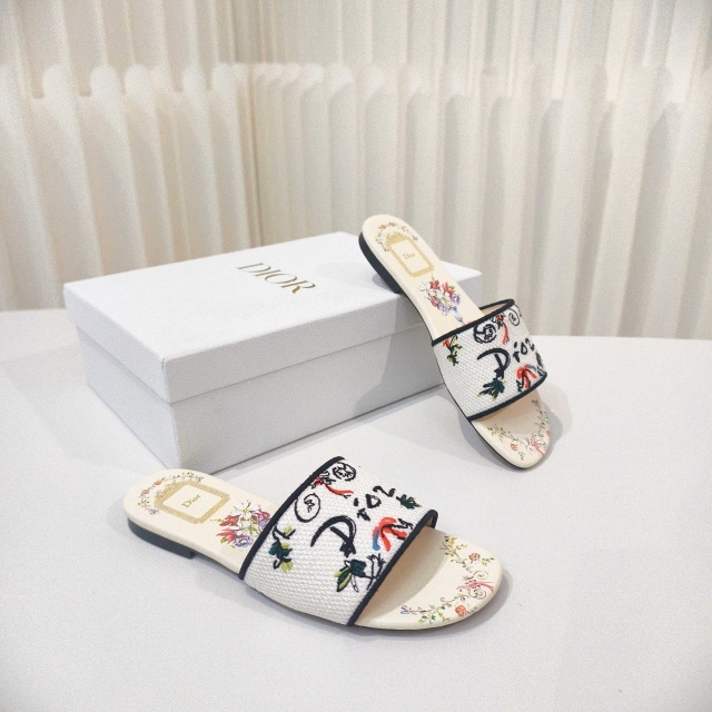 Fashion Embroidery Women Flat Slides