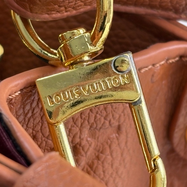 Leather Embossing Crossbody Handbags