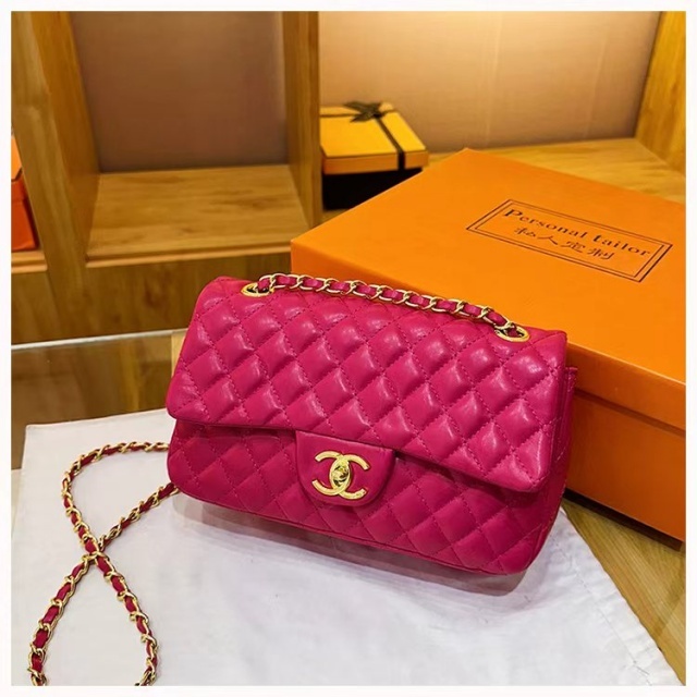 Chained Leather Fashion Women Messenger Bags