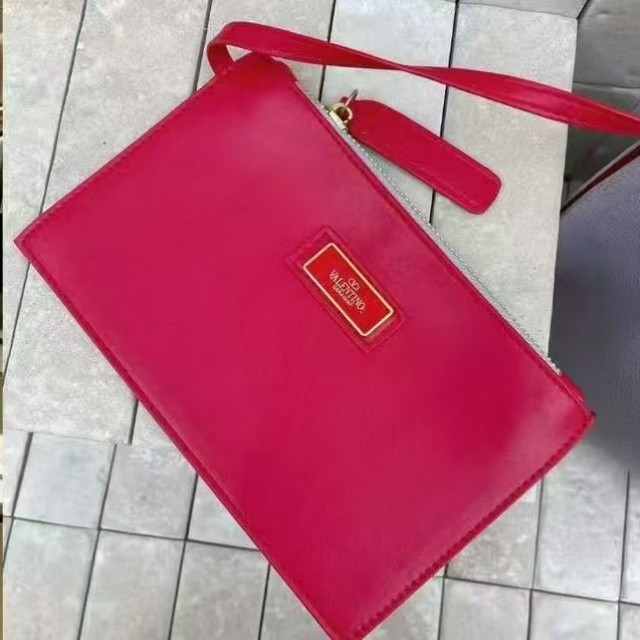 Fashion Metal Logo Women Handbags
