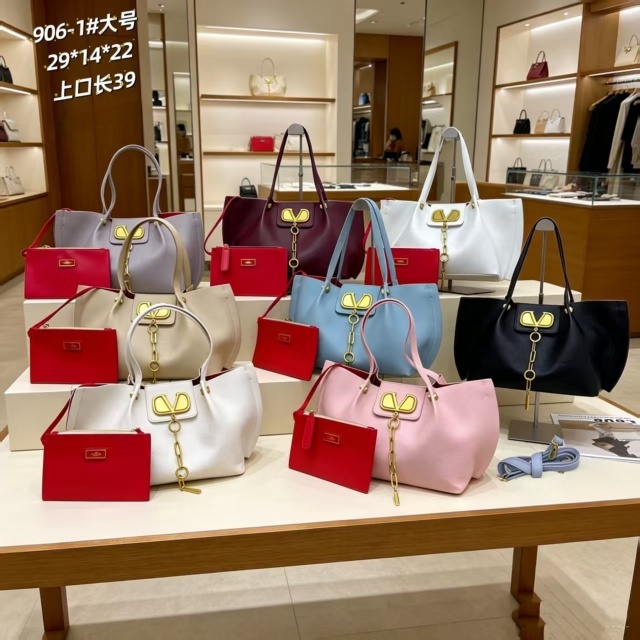 Fashion Metal Logo Women Handbags